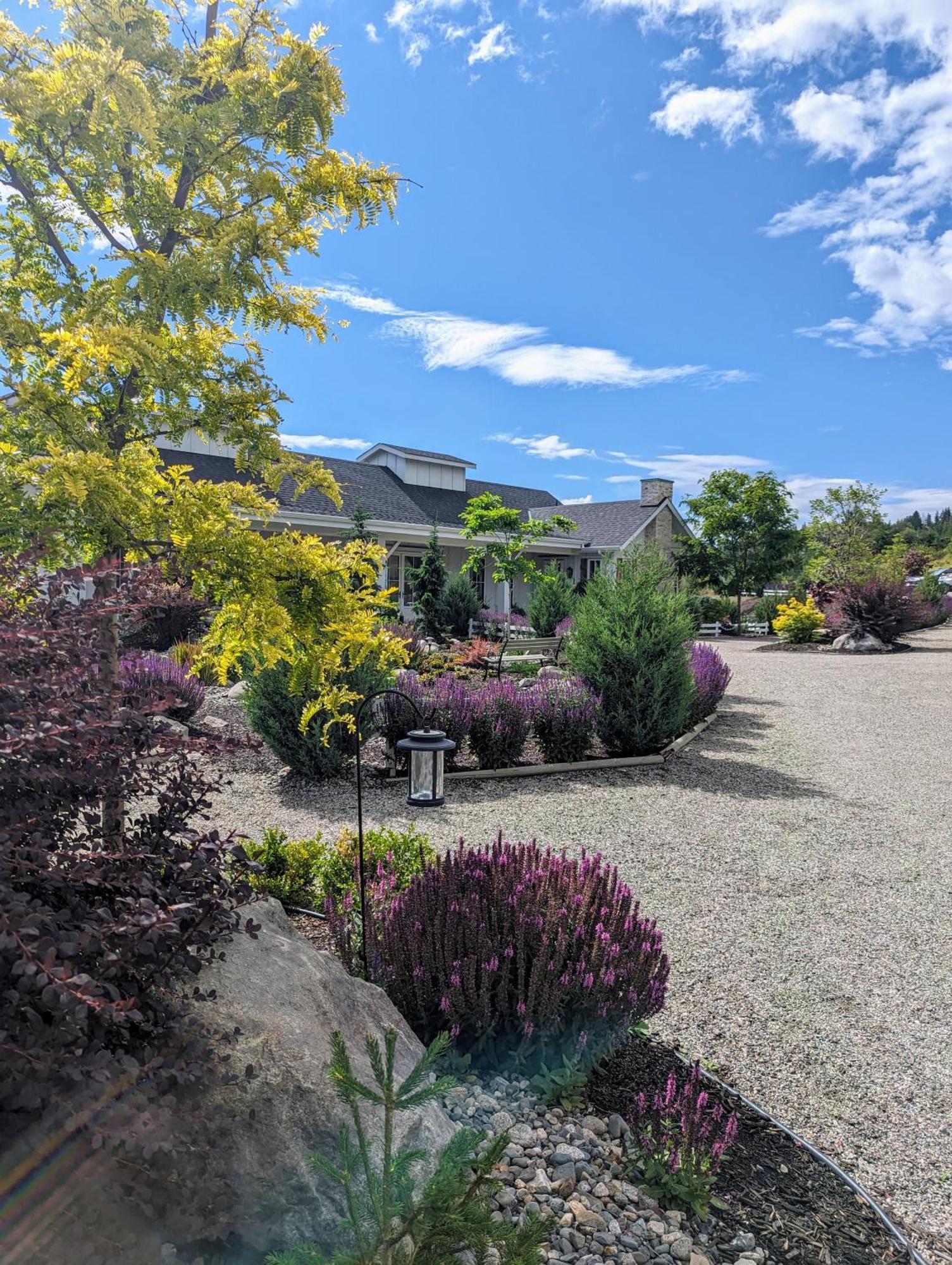 Autumn Lane B&B, Farmhouse Elegance & Stunning Lakeviews West Kelowna Buitenkant foto